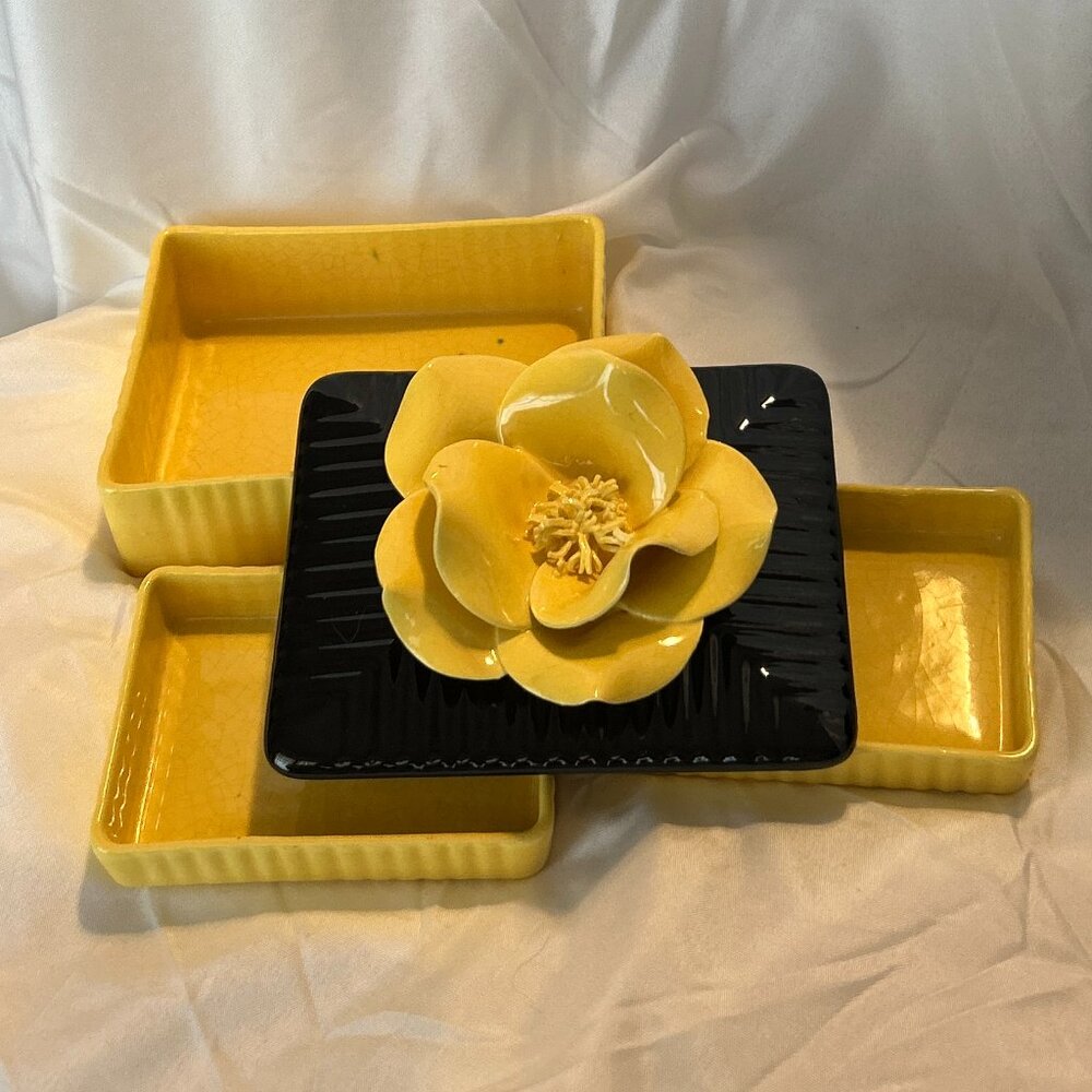 Ceramic Rose Trinket Dresser Set - Picture 5 of 5
